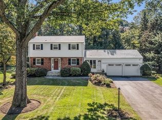 22 Strawberry Hill Rd, Andover, MA 01810