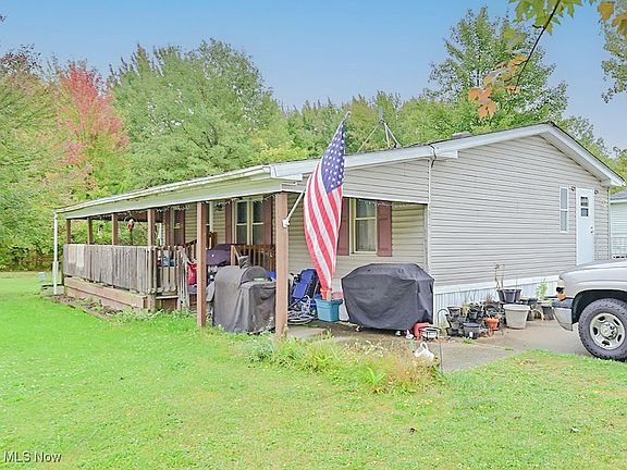 2nd image of 2934 Rosemary Ave #143