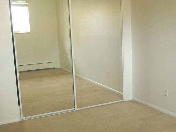 5th image of 1349 N Race St APT 3