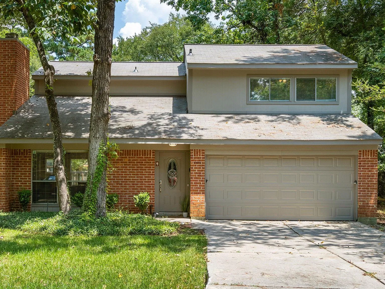 3 bed, 2.5 bath, 1631 sqft, $2,500 — Photo 2