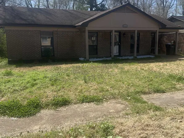 5163 Broken Oak Dr, Memphis, TN 38127