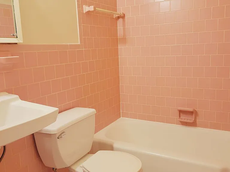 Columbia Courts Apartments — Photo 7