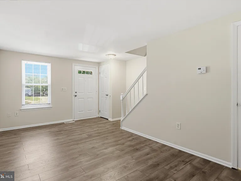 42 Alden Ct — Photo 8