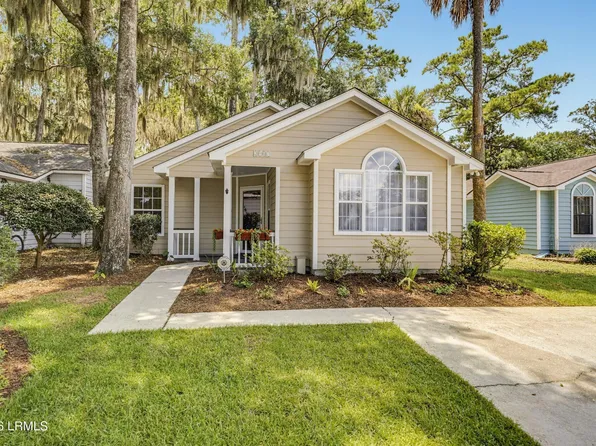 2907 Waters Edge Court E, Beaufort, SC 29902