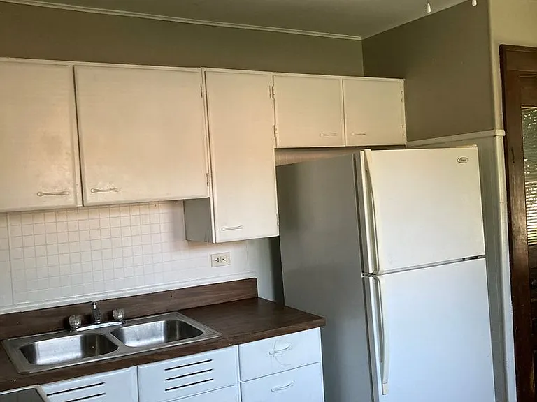 605 W Beechwood Ave — Photo 12