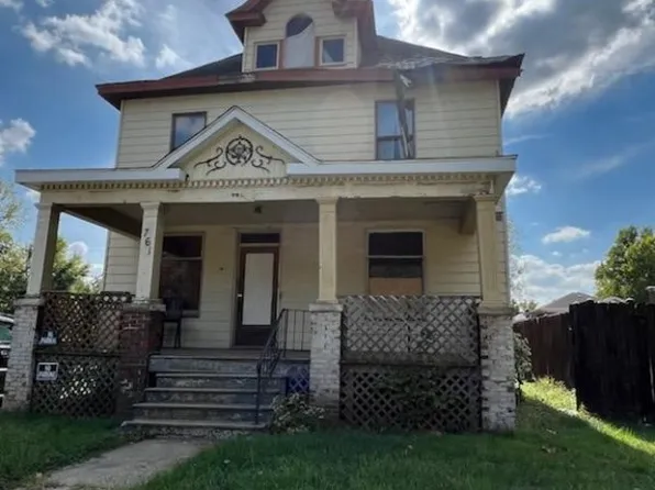 761 W Decatur St, Decatur, IL 62522