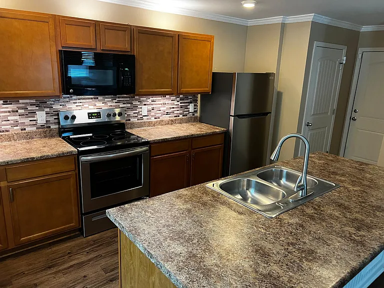 1252 Oxford Village Cv — Photo 19