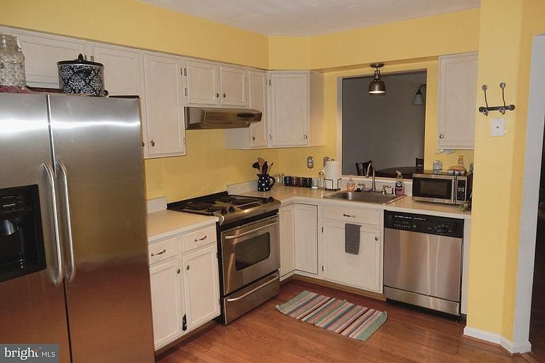 322 Green Mountain Ct, Pasadena, MD 21122 Zillow