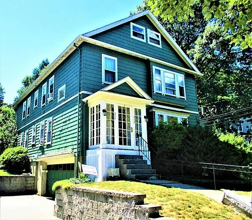 240 Tremont St Photo 1