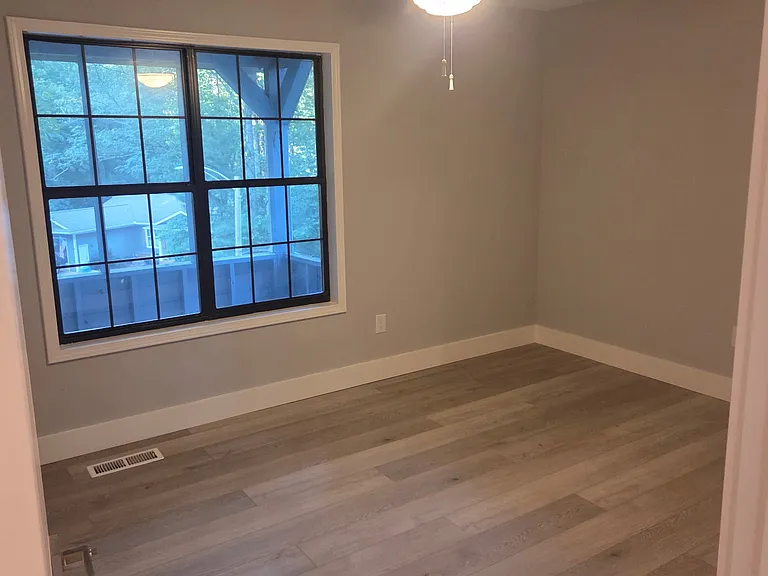 2270 Sparrow Ridge Dr NE — Photo 5