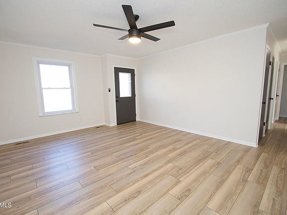 4th image of 1712 Sundrop Dr