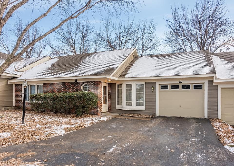 1st image of 46 Somerset Dr