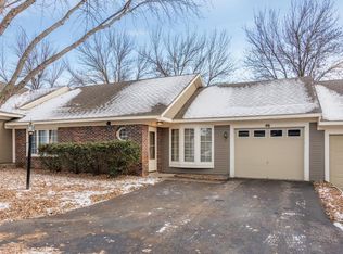 46 Somerset Dr, Waconia, MN 55387