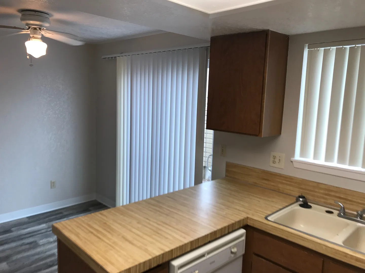 Juniper St. - 1224 — Photo 2
