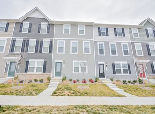 231 Presidents Pointe Ave, Ranson, WV 25438