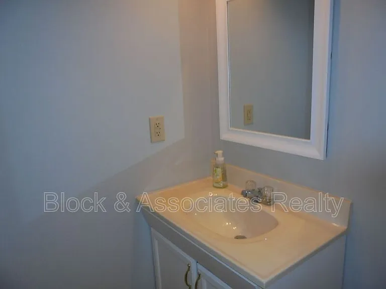 2314 Dover Pl — Photo 18