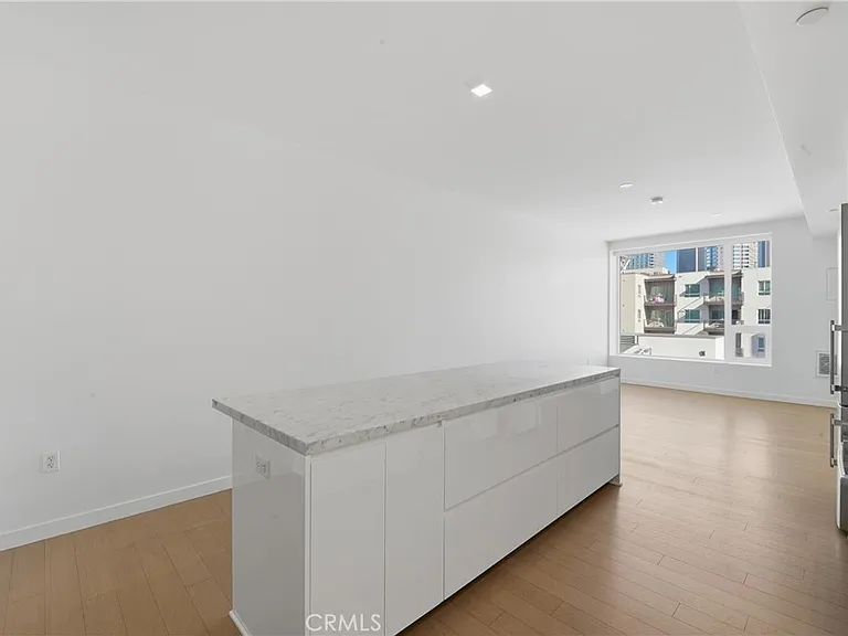 1050 S Grand Ave #708 — Photo 26