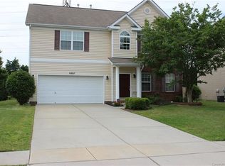 10612 Atkins Ridge Dr, Charlotte, NC 28213