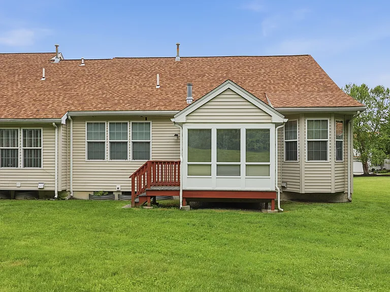 39 Brook Ln — Photo 37