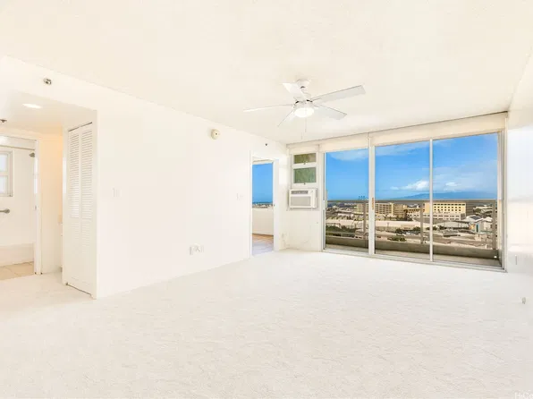 215 N King St APT 1511, Honolulu, HI 96817