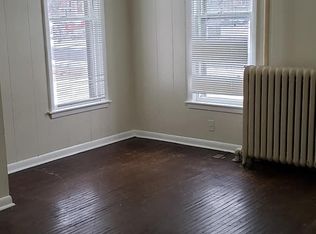 332 N Jackson St APT 1, Janesville, WI 53548