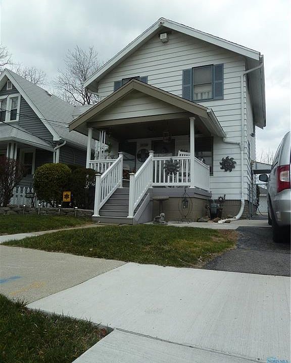 1st image of 2120 Woodford St