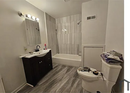 1719 W Champlost St — Photo 3