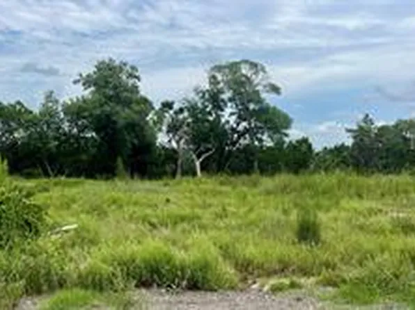 167 Grandview Dr, Leander, TX 78645