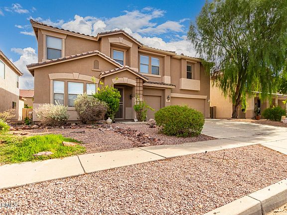 3rd image of 3207 W Lucia Dr