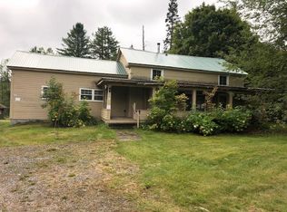 11 Pine Tree Rd, Newcomb, NY 12852