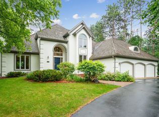 7005 Valley View Rd, Edina, MN 55439