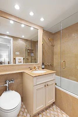 Sold by Compass | media 22