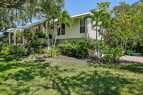 3390 Bayou Sound Photo 1