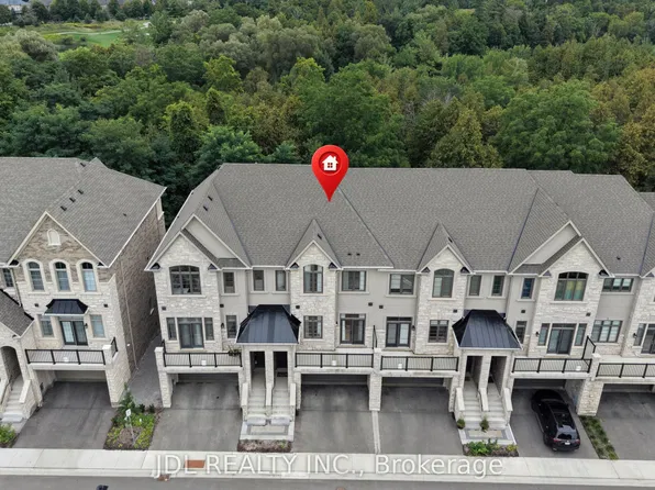 41 West Village Ln, Markham, ON L6C 3L5