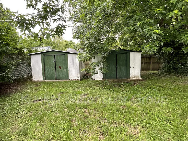 7911 W Main St — Photo 4