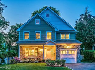 14 Stratton Rd, Scarsdale, NY 10583