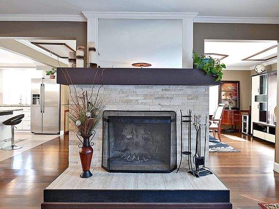 5th image of 2106 Geneva Pl
