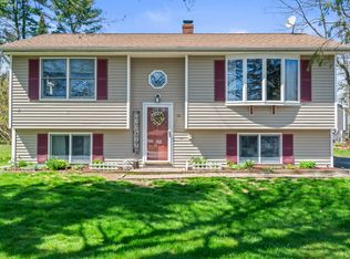 10 Cross St, Lisbon, ME 04252