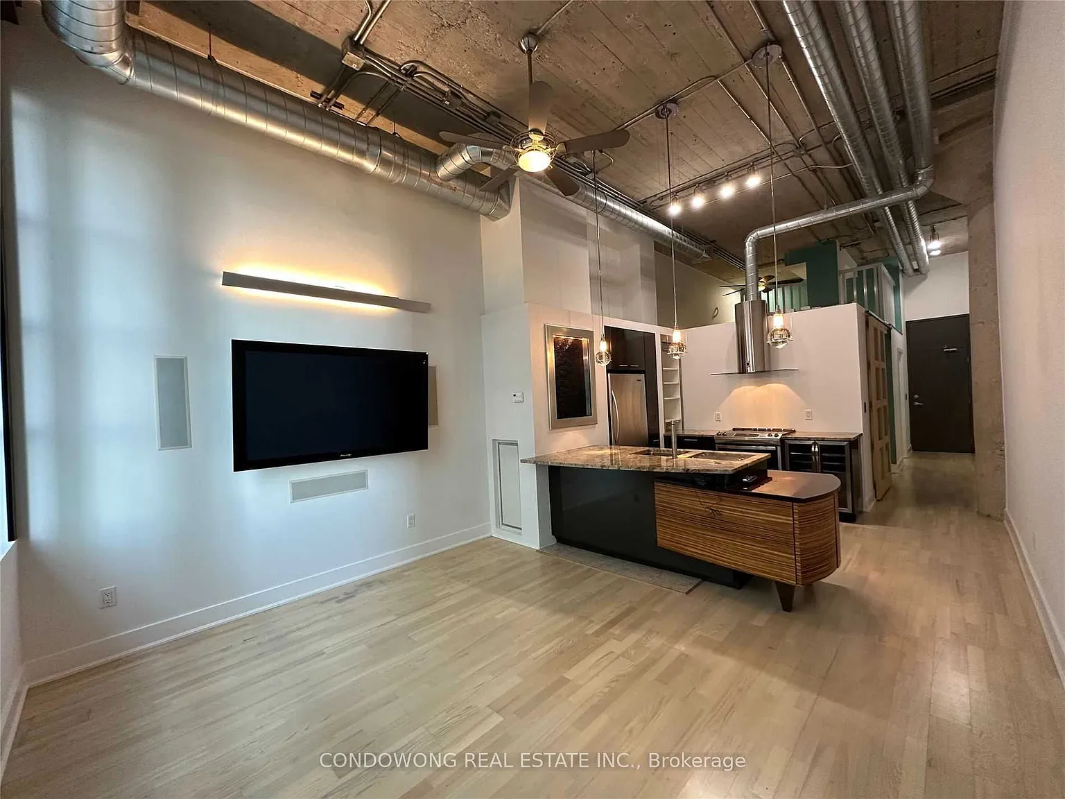2 bed, $2,700 — Photo 4