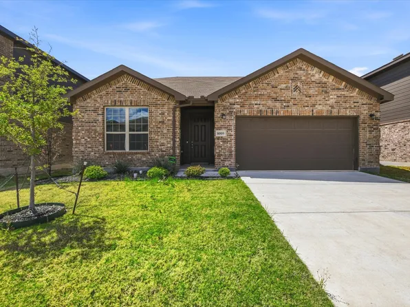 8009 Gangway Dr, Fort Worth, TX 76179