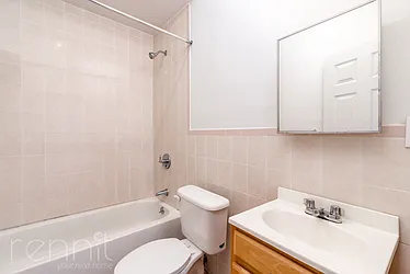 Rented by Rennit Inc.