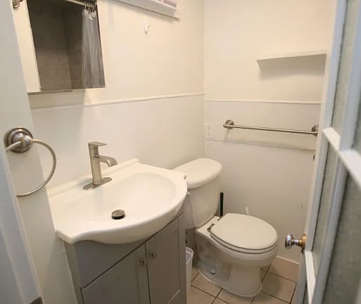 5th image of 507 Church St APT 7