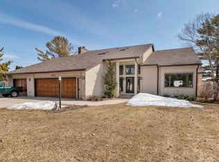 4104 Michigan Shores Dr, Menominee, MI 49858
