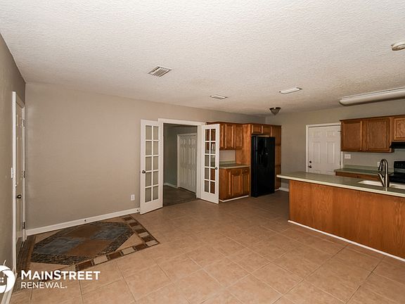 5th image of 5886 Oaklane Dr