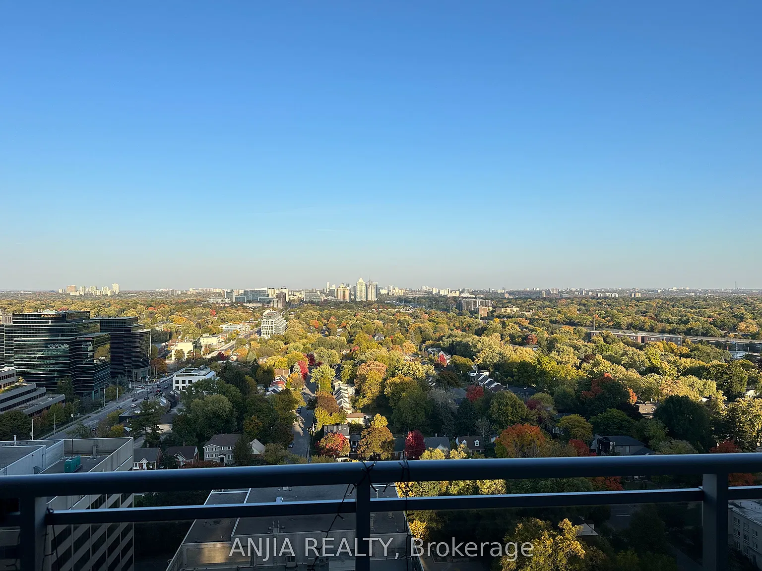 2 bed, $2,350 — Photo 4