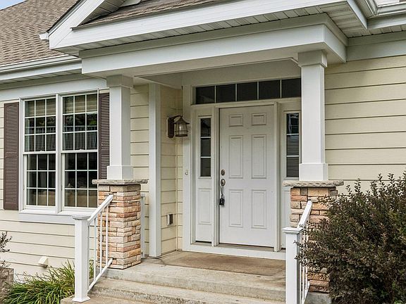 2nd image of 1452 Steeplechase Ln #17