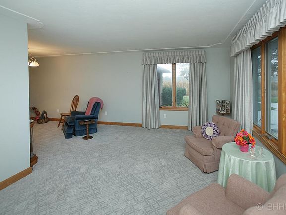 8755 11 mile road-105