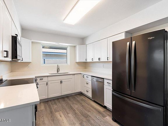 4th image of 9945 W CAMDEN Avenue