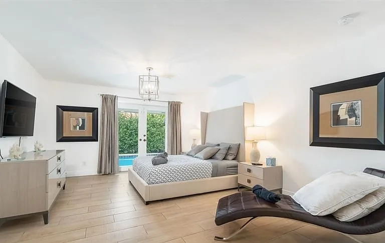 Master bedroom