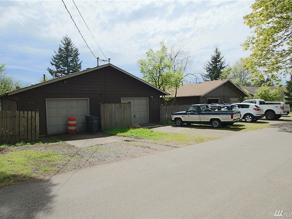 1st image of 2421 NE Prospect St